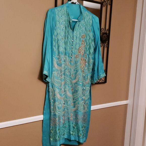 Aga Noor small silk shirt - Picture 2 of 5